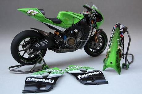 Kawasaki ZX-RR R.De Puniet 2006 (Tamiya) by Gennaro Zappa