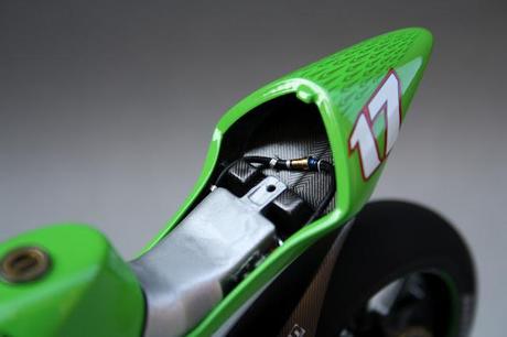 Kawasaki ZX-RR R.De Puniet 2006 (Tamiya) by Gennaro Zappa