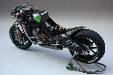 Kawasaki ZX-RR R.De Puniet 2006 (Tamiya) by Gennaro Zappa