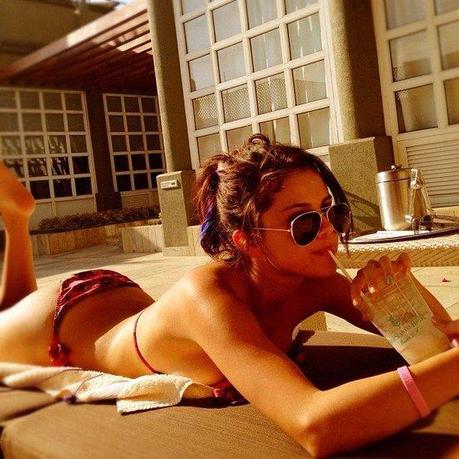 selena,gomez,bikini,estate 2012,summer 2012,hot