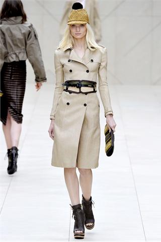 Trend primavera 2012: il trench