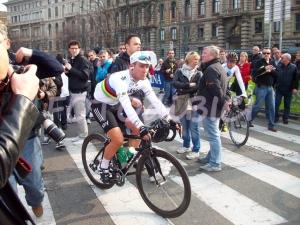 Tour de France: Cavendish si impone a Tournai