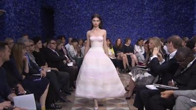 NELL'HAUTE COUTURE NASCE UNA NUOVA ERA CON RAF SIMONS