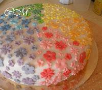 Una Torta Multicolor