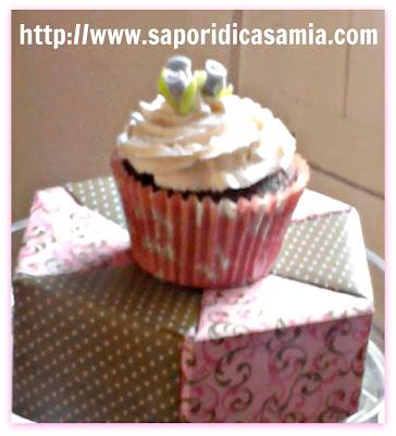 Cupcakes al cocco e cioccolato bianco