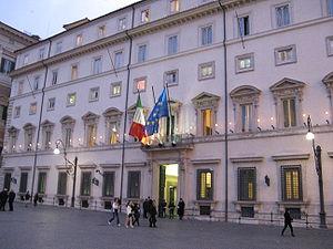 Italiano: Facciata di Palazzo Chigi (Roma)