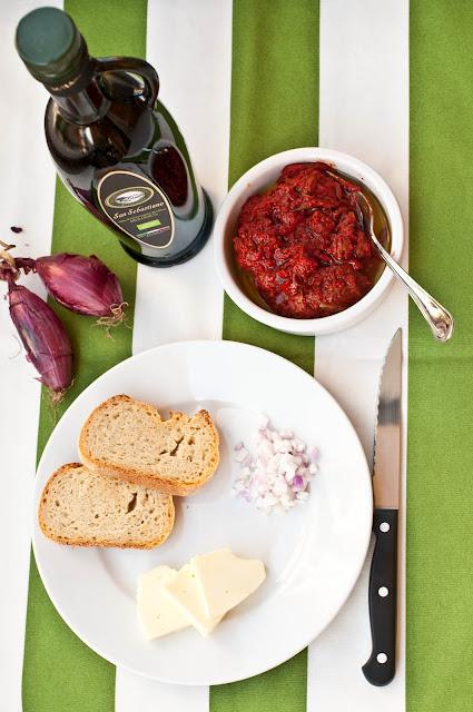 Un post tutto calabrese: sardella e olio extra vergine di oliva