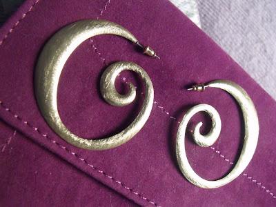 OUTFIT #4 - BLUE, VIOLET & GOLD