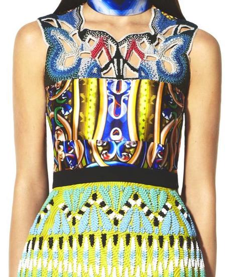 PATTERNS E RICAMI AL COMPUTER NELLA COLLEZIONE RESORT 2013 DI PETER PILOTTO