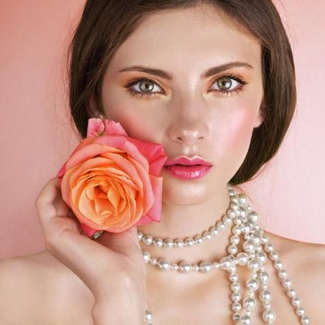 pearls and roses
