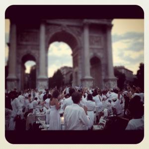 Diner en Blanc