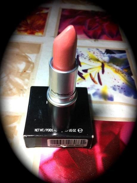 MAC Lipstick HUE