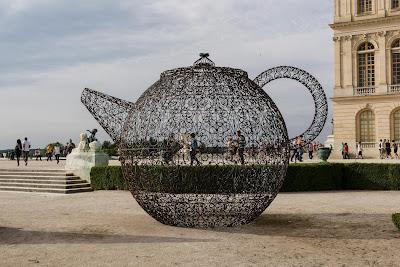 Il Diario della Domenica. Joana Vasconcelos nella Reggia di Versailles