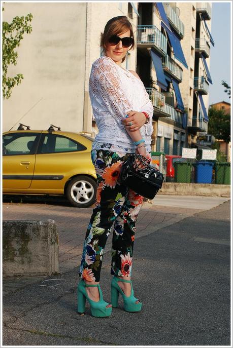 Look of the day: Acqua & Flowers