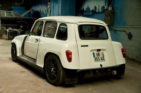 Renault 4 L 3000 V6