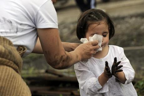 Una bambina di minatori alla protesta (Reuters/Alonso)