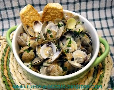 Vedi Napoli e poi....mangia! - Soutè di vongole