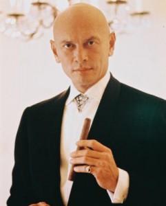 una immagine di Yul Brynner 241x300 su 11 luglio 1920: Nasce Yul Brynner