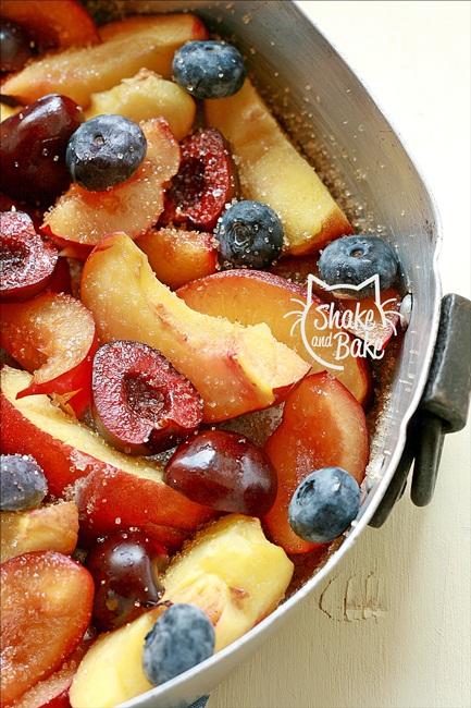 Summer fruits crumble