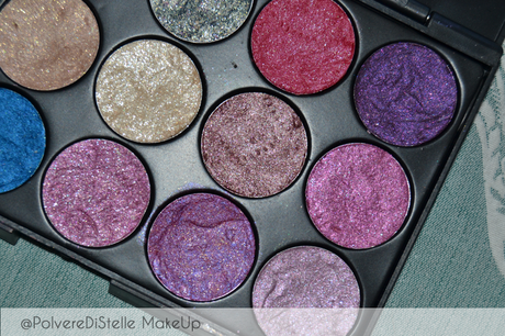 Tutorial:Creare una palette,compattando pigmenti e polveri libere Tutorial:Creare una palette,compattando pigmenti e polveri libere