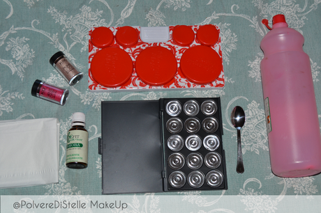 Tutorial:Creare una palette,compattando pigmenti e polveri libere Tutorial:Creare una palette,compattando pigmenti e polveri libere
