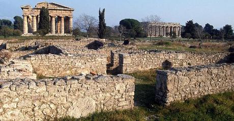 Visitare Paestum: i templi, il mare del Cilento, il buon cibo