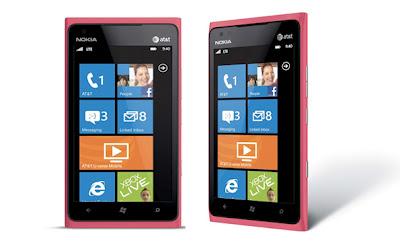 Il Nokia Lumia 900 si tinge di rosa per sbarcare in America