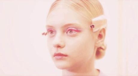 Eyeliner Fluo per Dior Haute Couture