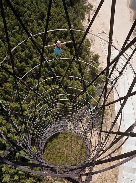 Skywalking-girl-PetaPixel-Enpundit Skywalking, coraggio o pazzia?