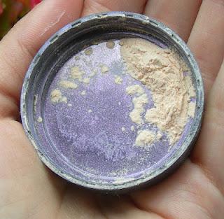 Review: e.l.f. Mineral Booster in Sheer, Yellow e Shimmer