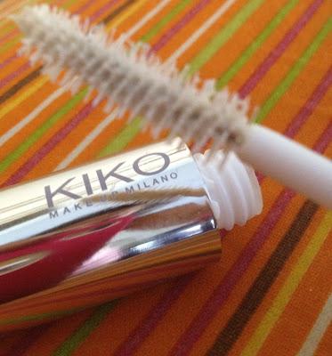 Ciglia lunghe (ed esaurimento nervoso) col mascara Base Coat di Kiko