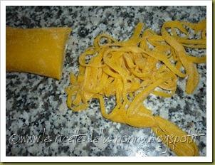 Tagliatelle fresche all'uovo - ricetta base (11)