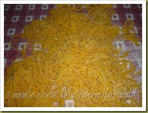 Tagliatelle fresche all'uovo - ricetta base (15)