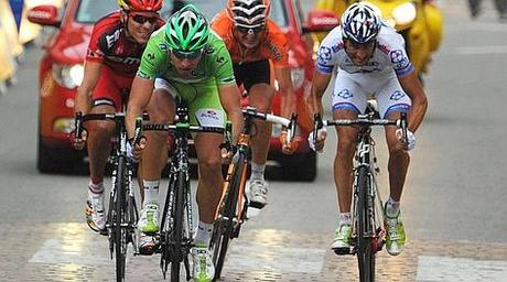 Tour De France 2012 14^ Tappa, Luis Leon Sanchez vince a Foix, ma incredibile sabotaggio alla corsa, chiodi sulla strada