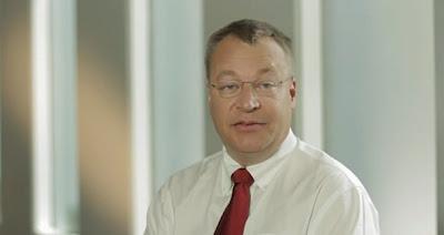 Stephen Elop è tornato a rispondere alle domande degli utenti Nokia