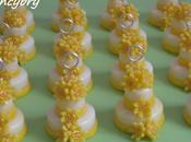 Mini wedding cakes... variante girasoli