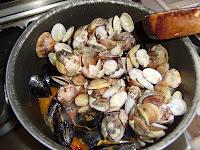 Zuppa di cozze e arselle alla cagliaritana‏ di Rosa