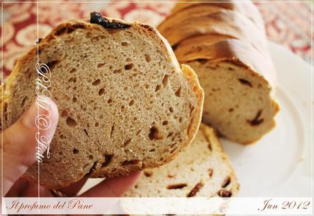 Pane al farro e pomodori secchi (il filone casereccio)
