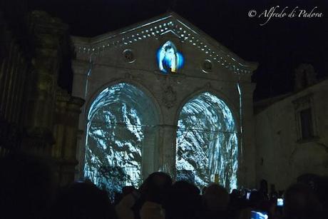 VIDEO - Spettacolo di luci e realtà aumentata alla Basilica di San Michele UNESCO + news porte di bronzo e provvedimenti comunali
