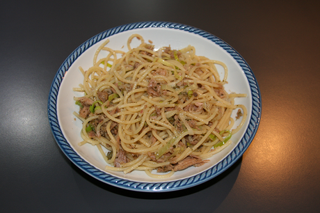 Spaghetti tonno e porri