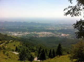 Montegrappa, avanti (adagio, ed anche un po' a piedi)