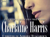 Recensione: mistero teschio" Charlaine Harris libro Serie Aurora Teagarden)