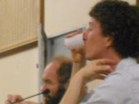 Immagini di un consiglio comunale