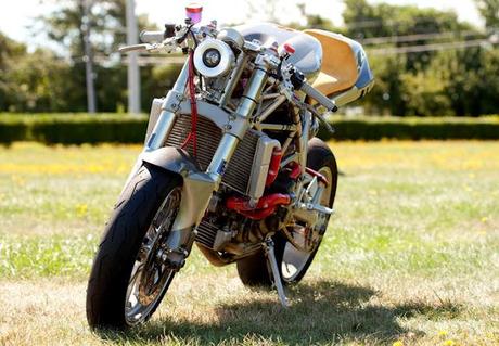 Desmo 4 Cafe Racer