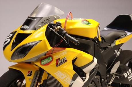 Kawasaki ZX-10R Trick Star 2010 by Utage Factory House (Fujimi)