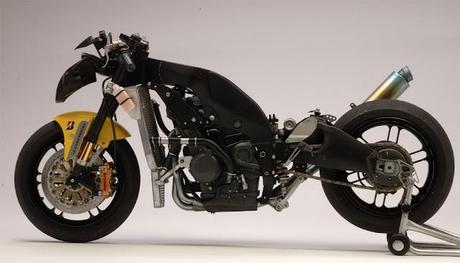 Kawasaki ZX-10R Trick Star 2010 by Utage Factory House (Fujimi)