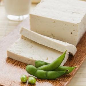 Tofu: cosa è e come utilizzarlo più 8 ricette