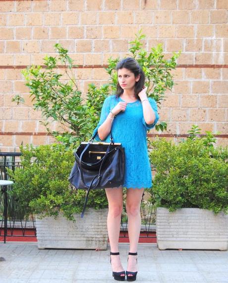 Outfit: Turquoise lace dress and Peekaboo