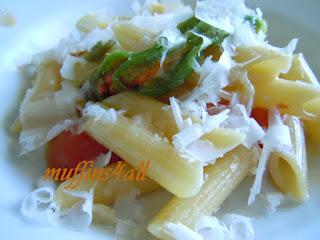 Pasta risottata con fiori di zucchina e stimmi di zafferano