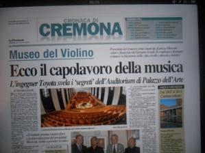 Le contraddizioni dell’autopromozione di Arvedi e del suo auditorium “capolavoro della musica”. L’ingegnere acustico Toyota farà una nuova sessione di prove. Che forse qualcosa ancora non funzioni a dovere? Ci saranno ritocchi?